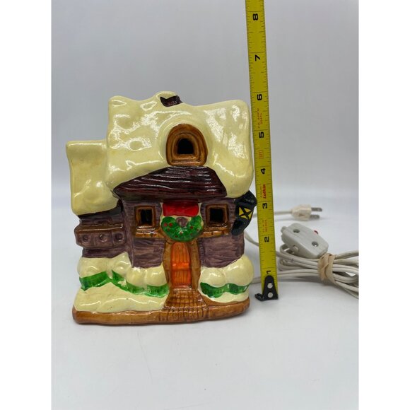 Vtg Holiday Ceramic Illuminated Cabin Snow House Hand Painted Village - Picture 8 of 15